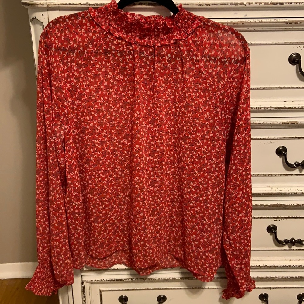 GAP Ruched Neck and Sleeve Blouse